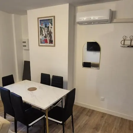 Magnifique Duplex Avec Terrasse, Proche De Av Champagne Épernay