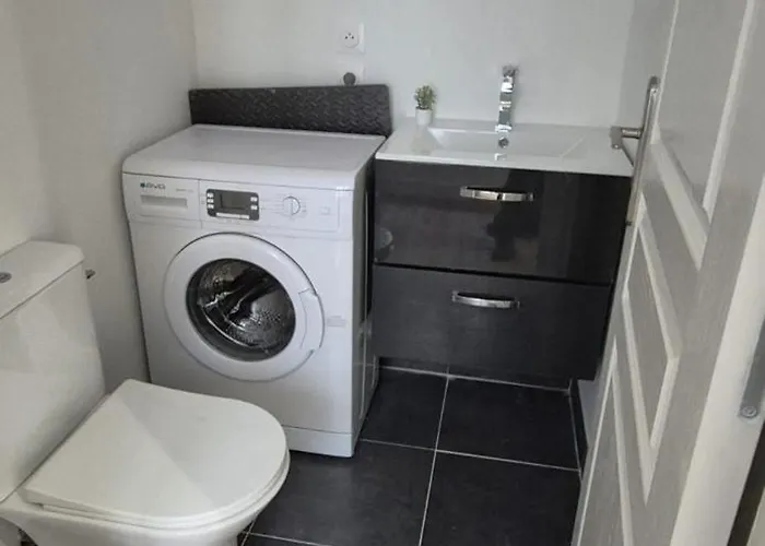 Magnifique Duplex Avec Terrasse, Proche De Av Champagne Apartment *