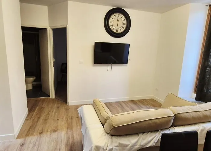 Magnifique Duplex Avec Terrasse, Proche De Av Champagne Apartment *